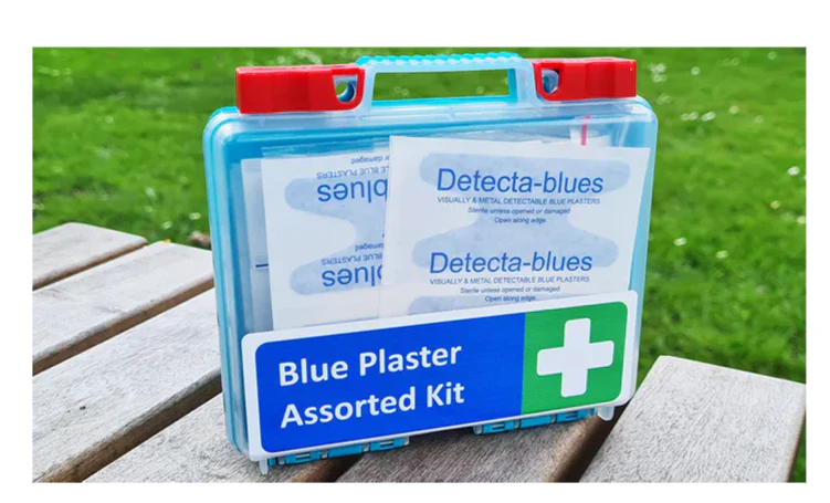 Metal detectable blue plaster kit for the food industry